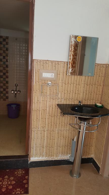 Hill Side Estate Apartment Madikeri Exterior photo